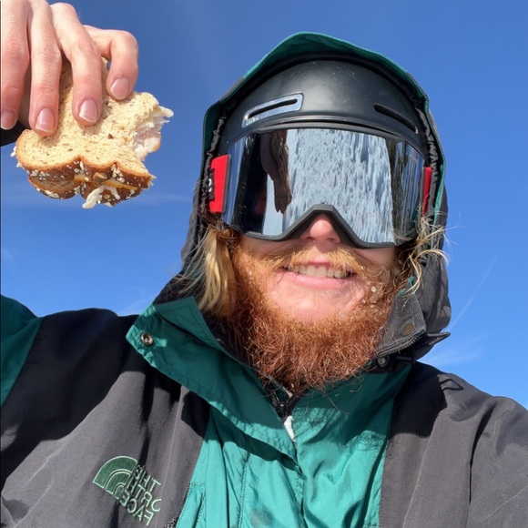 Meet your Posher, Nic - Picture 1 of 1